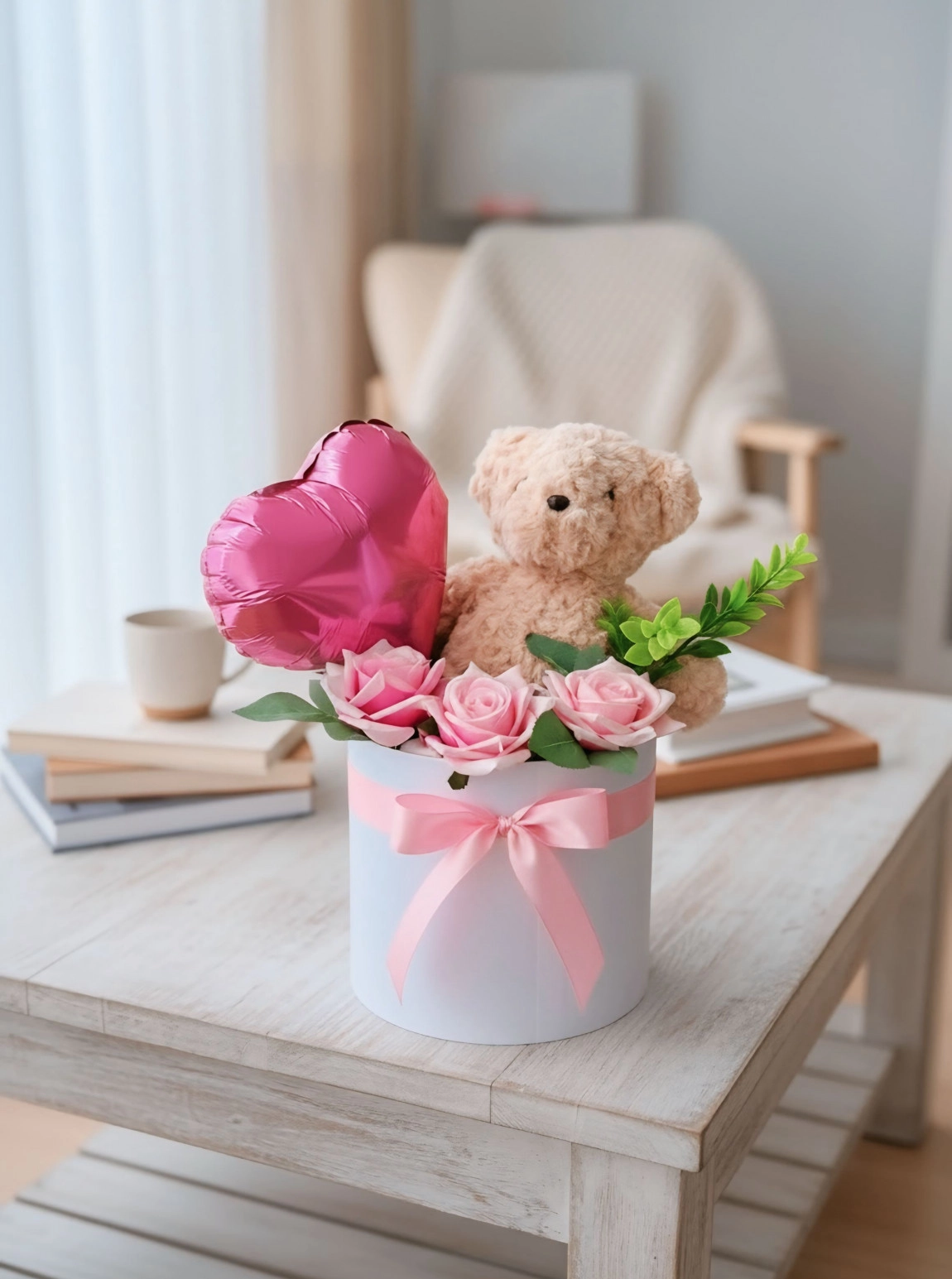 Pembe Gül Ve Sevimli Ayıcık