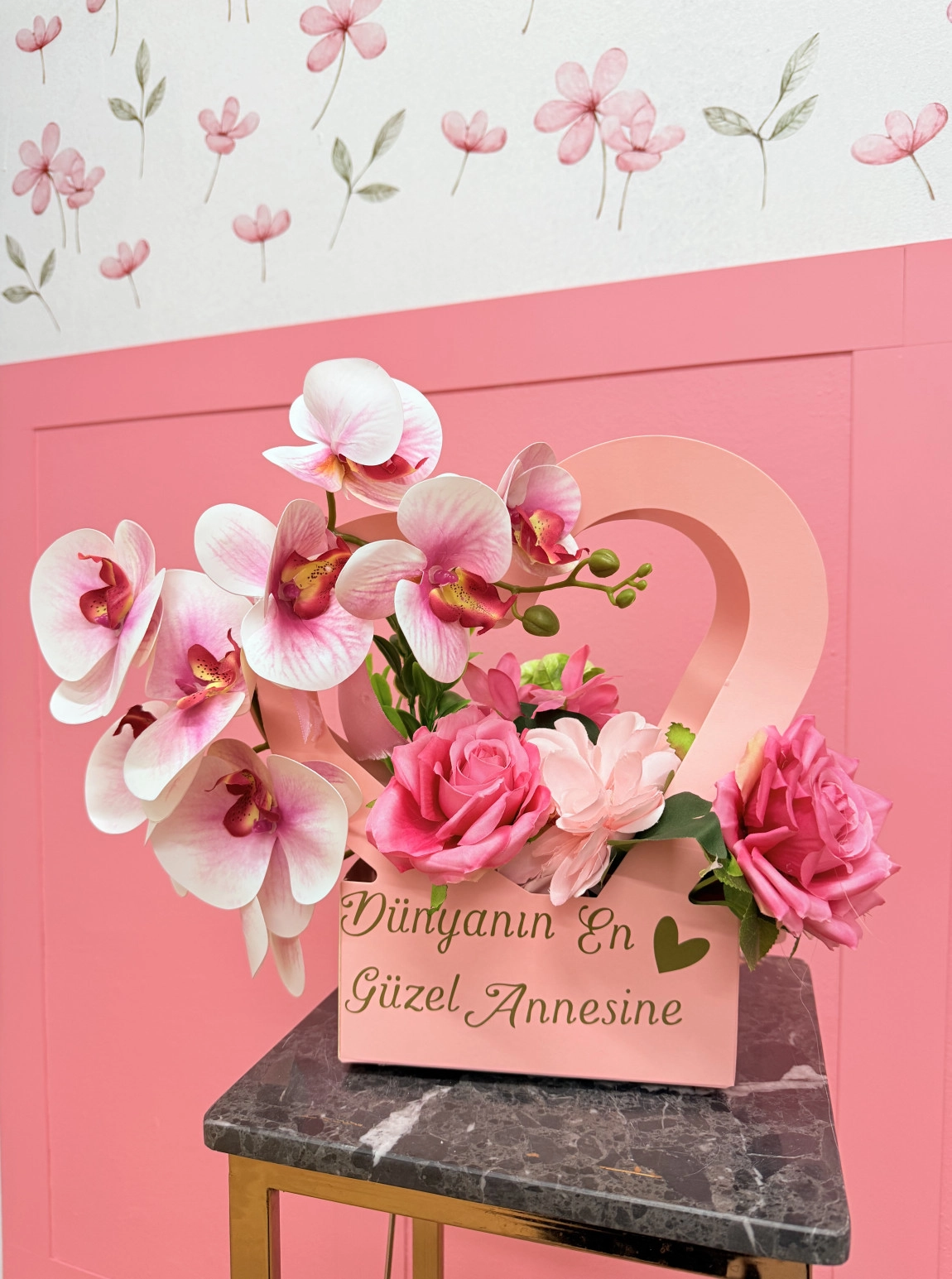 Orkideli Kalp Kutu