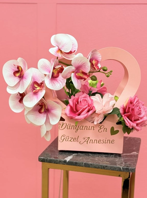 Orkideli Kalp Kutu